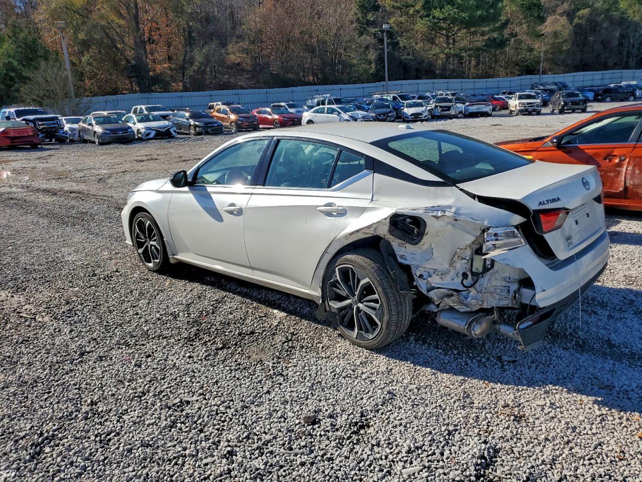 2024 NISSAN ALTIMA