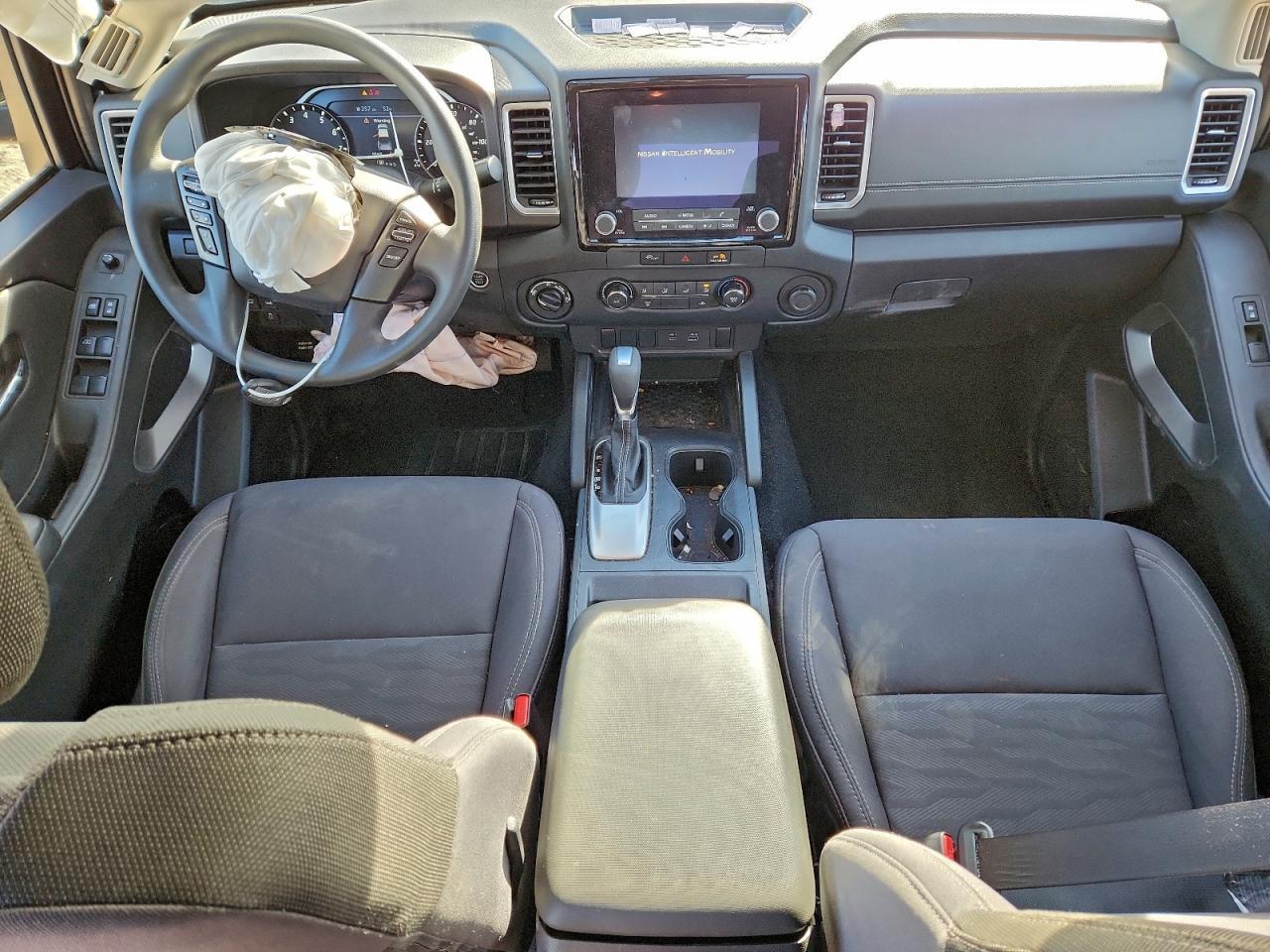 2024 NISSAN Frontier