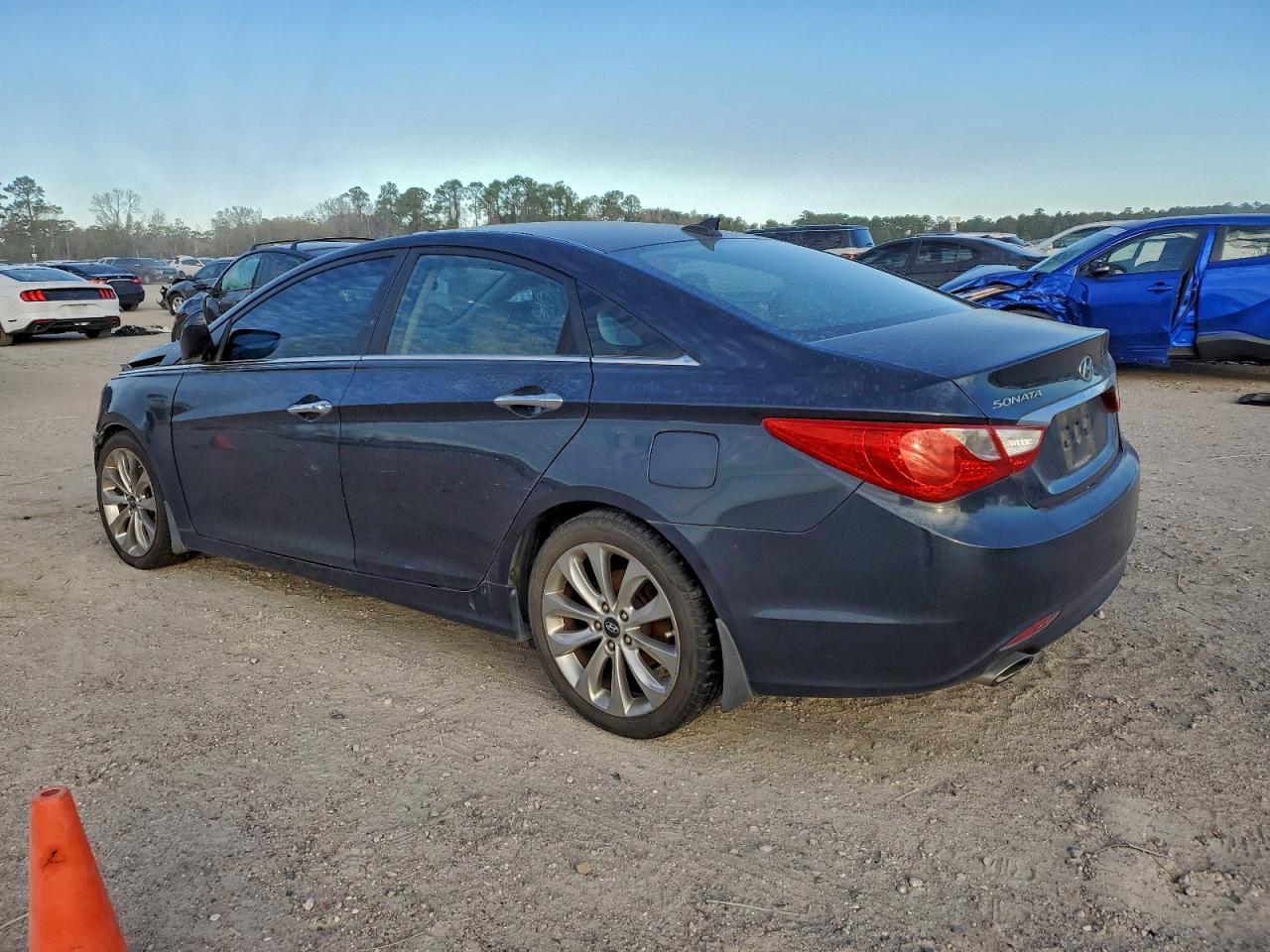 2013 HYUNDAI SONATA