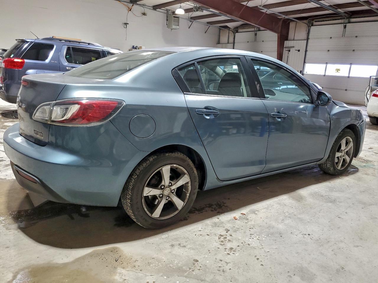 2010 MAZDA 3