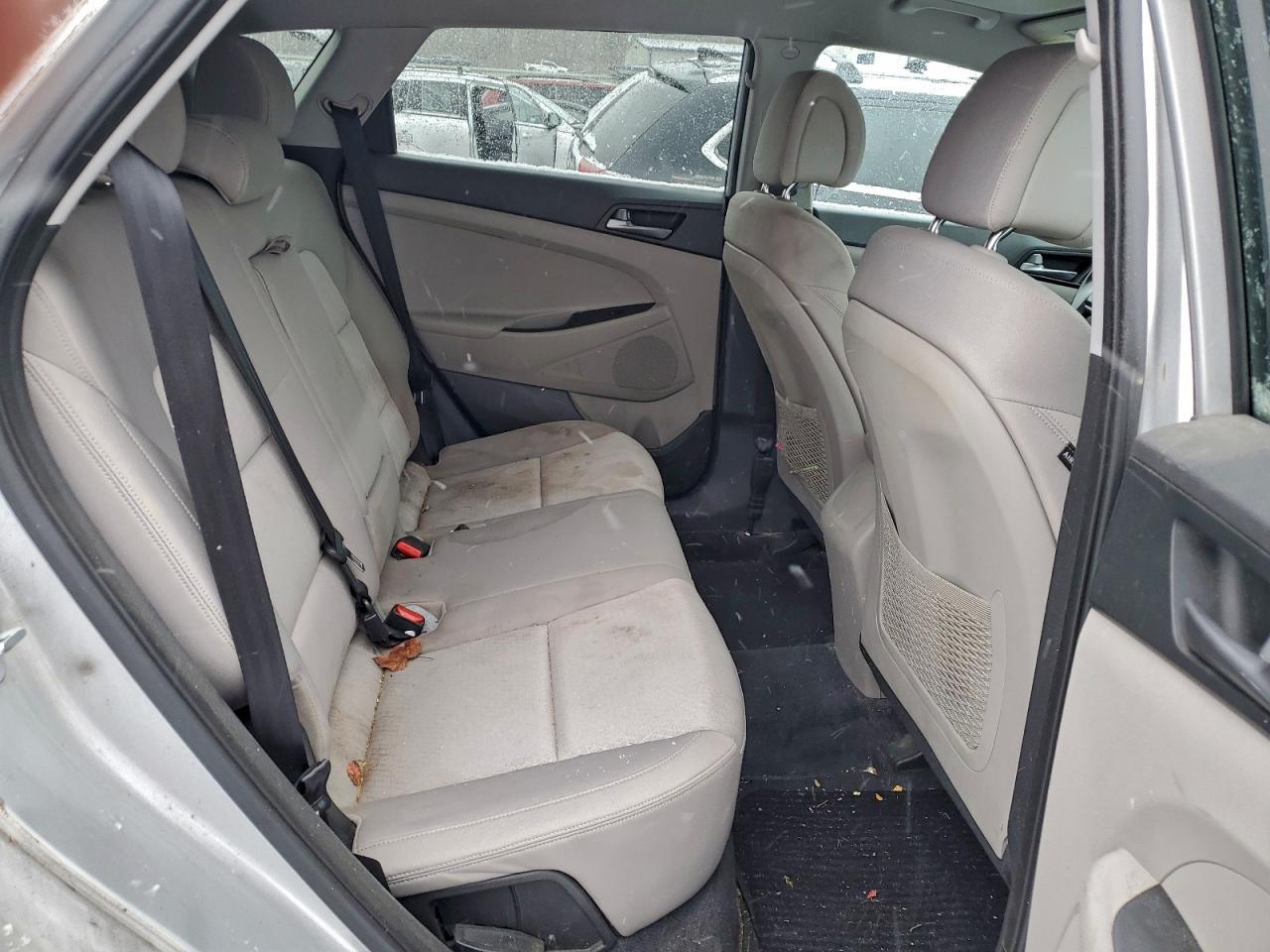 2016 HYUNDAI TUCSON