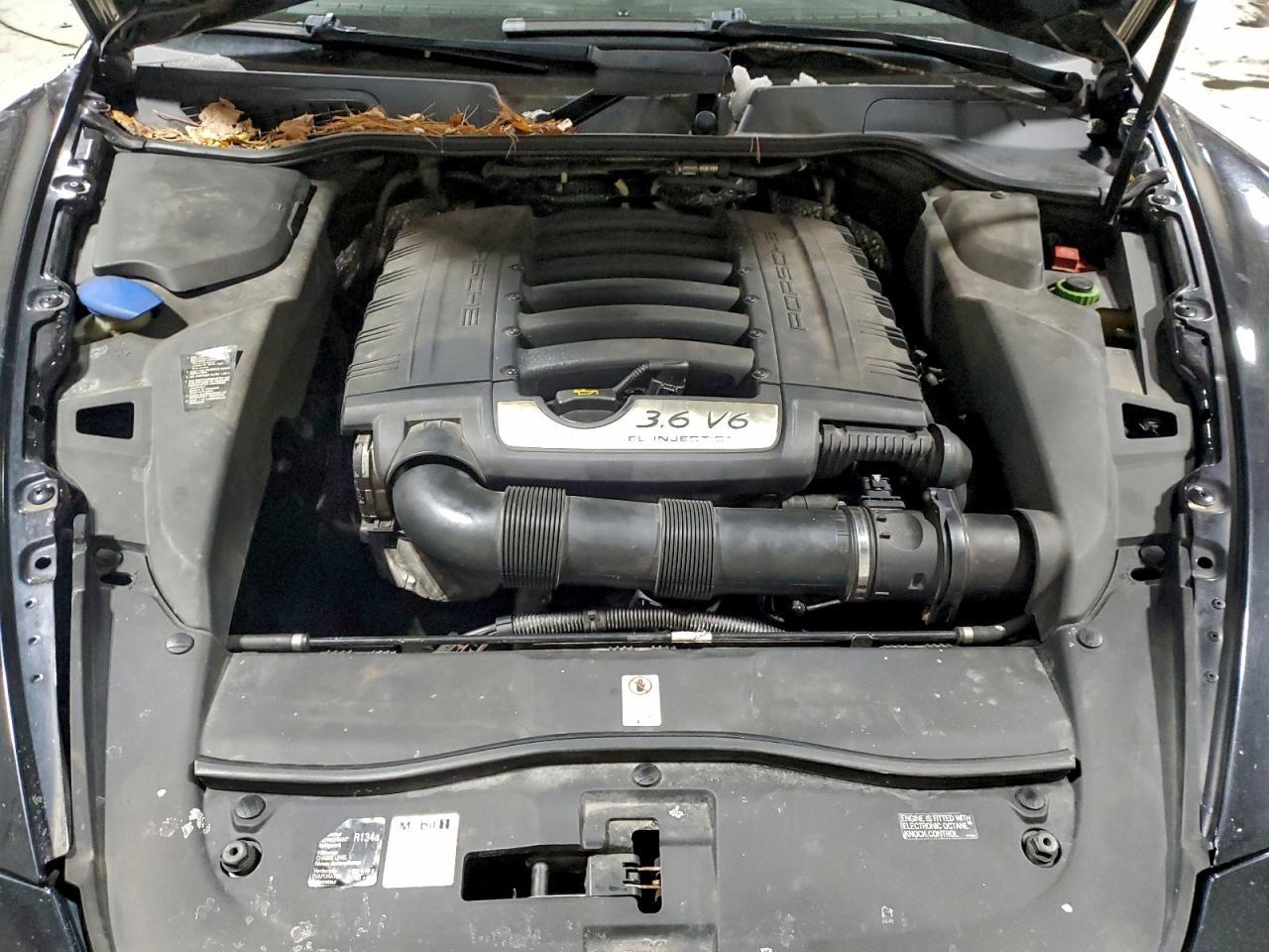 2013 PORSCHE CAYENNE