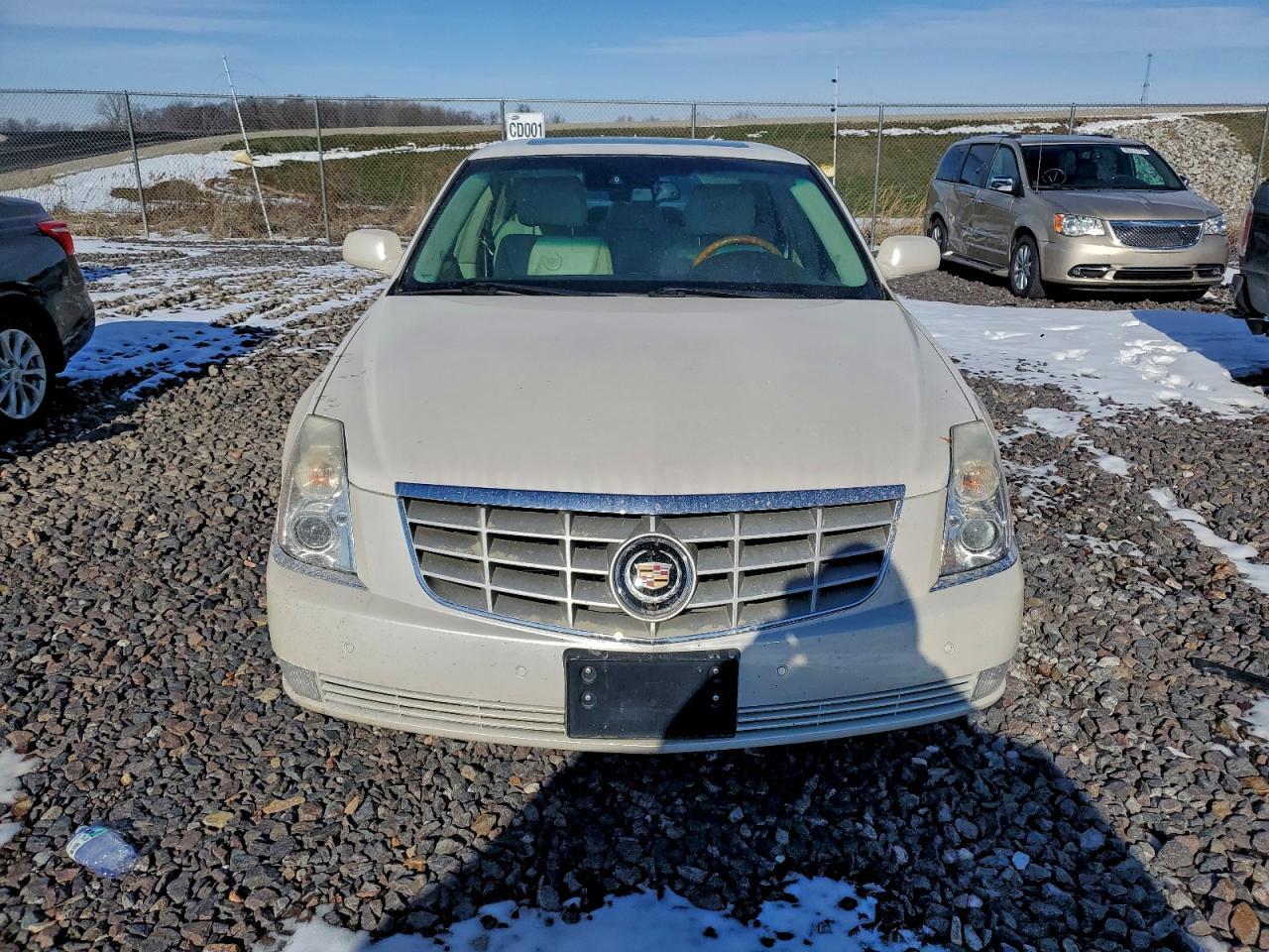 2011 CADILLAC DTS