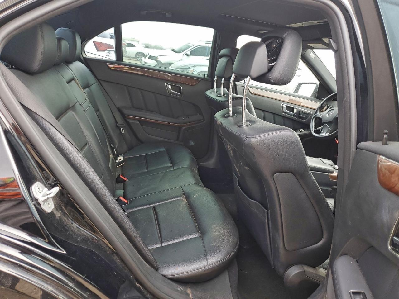 2011 MERCEDES-BENZ E-Class