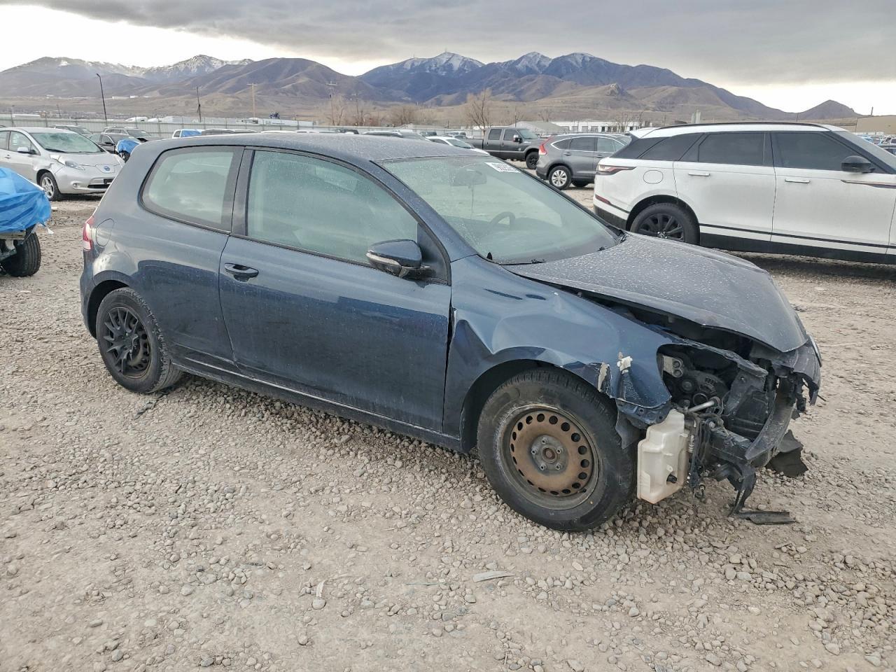 2011 VOLKSWAGEN GOLF