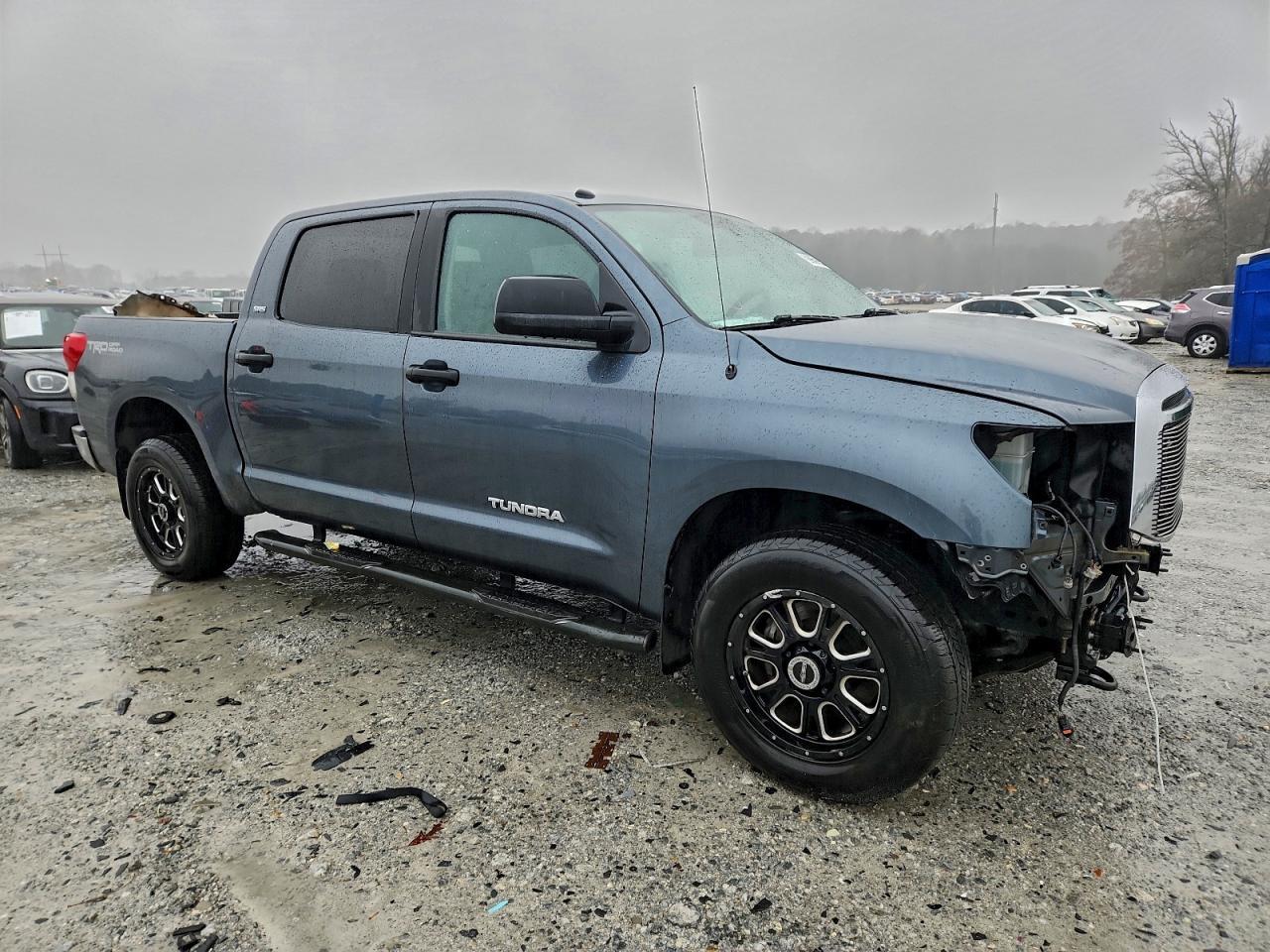 2010 TOYOTA TUNDRA