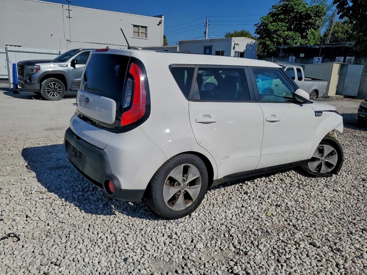 2015 KIA SOUL