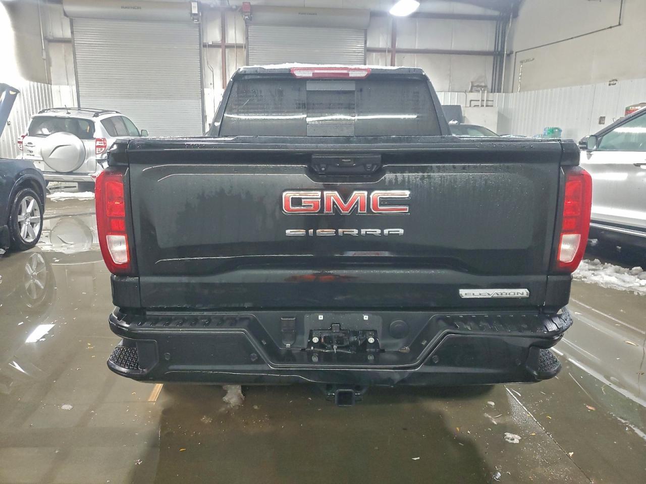 2025 GMC Sierra