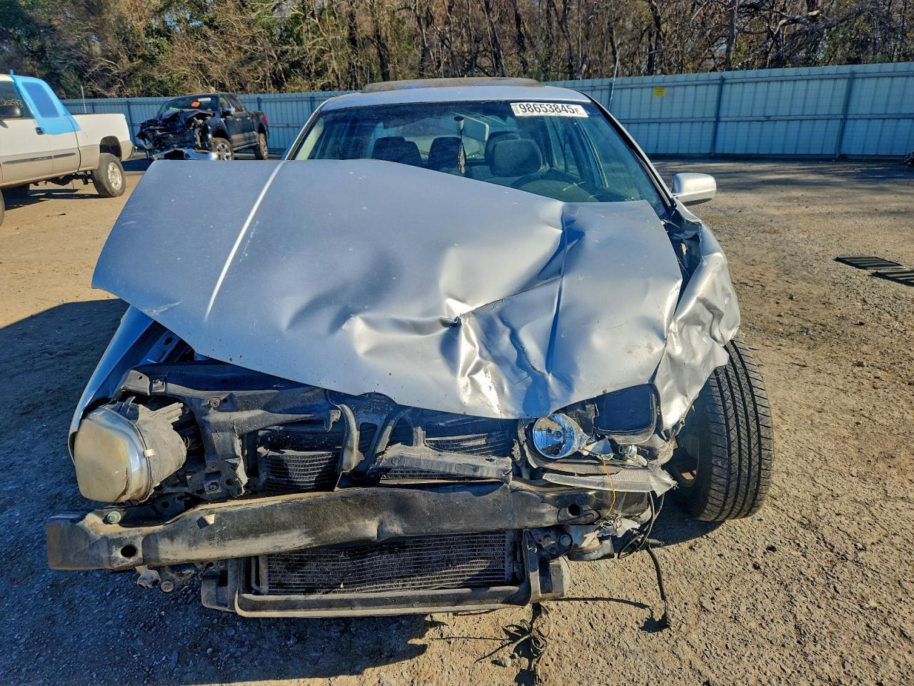 2002 VOLKSWAGEN GOLF