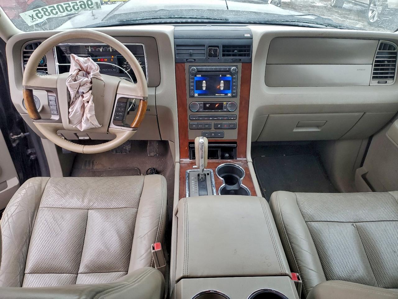 2013 LINCOLN Navigator