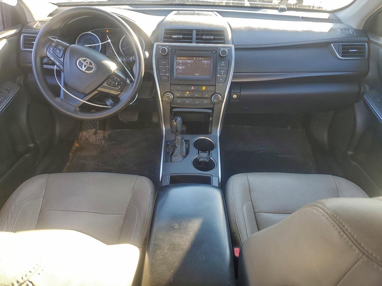 2016 TOYOTA CAMRY