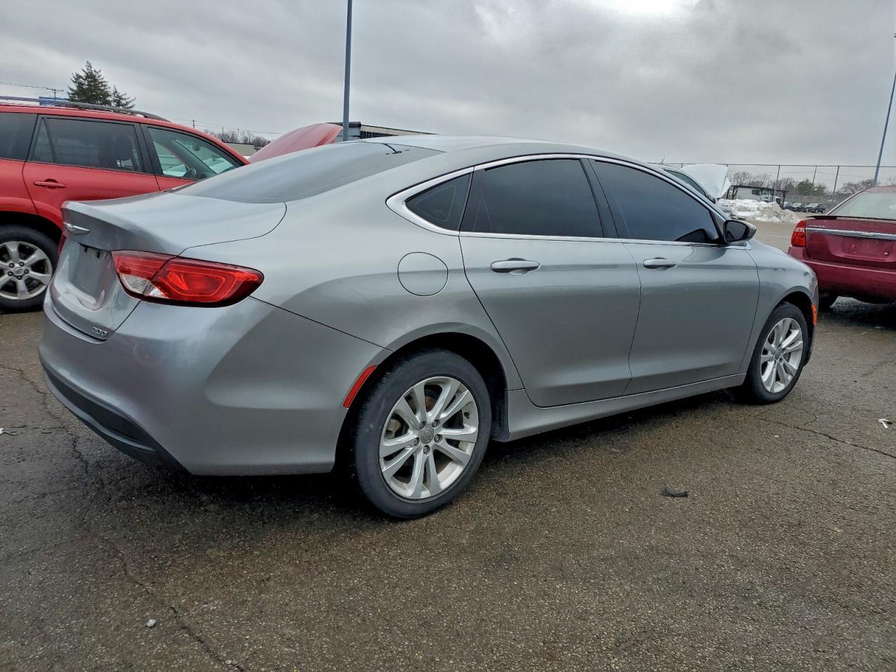 2016 CHRYSLER 200