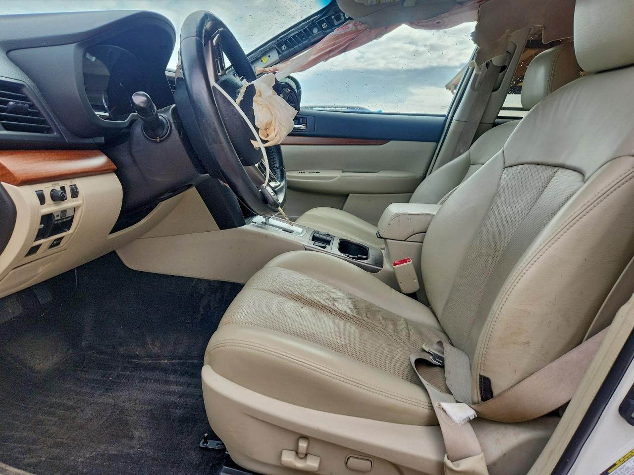 2013 SUBARU Outback