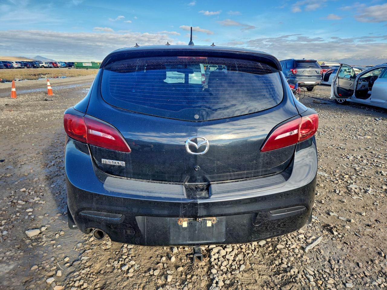 2013 MAZDA 3