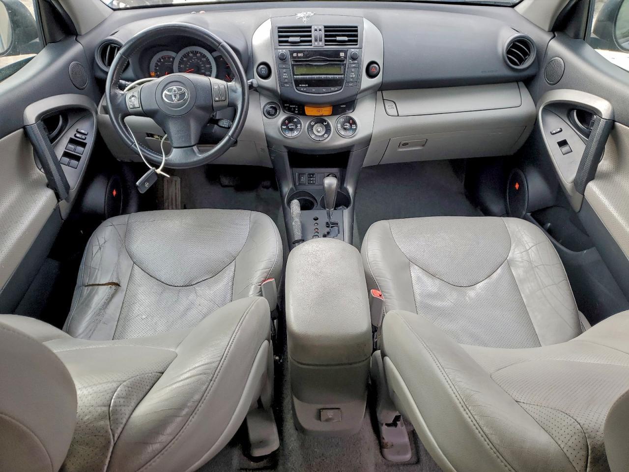 2011 TOYOTA RAV4