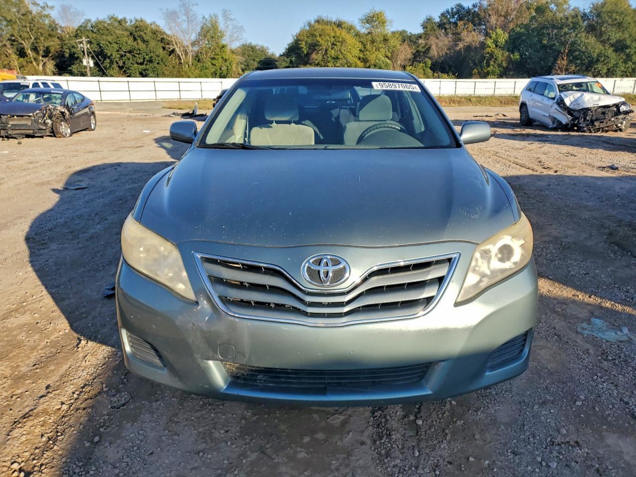 2010 TOYOTA CAMRY