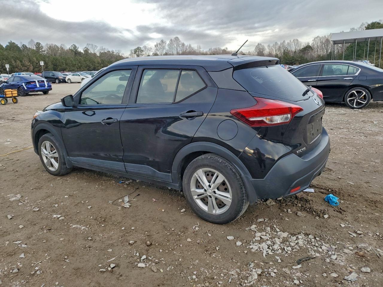 2019 NISSAN KICKS