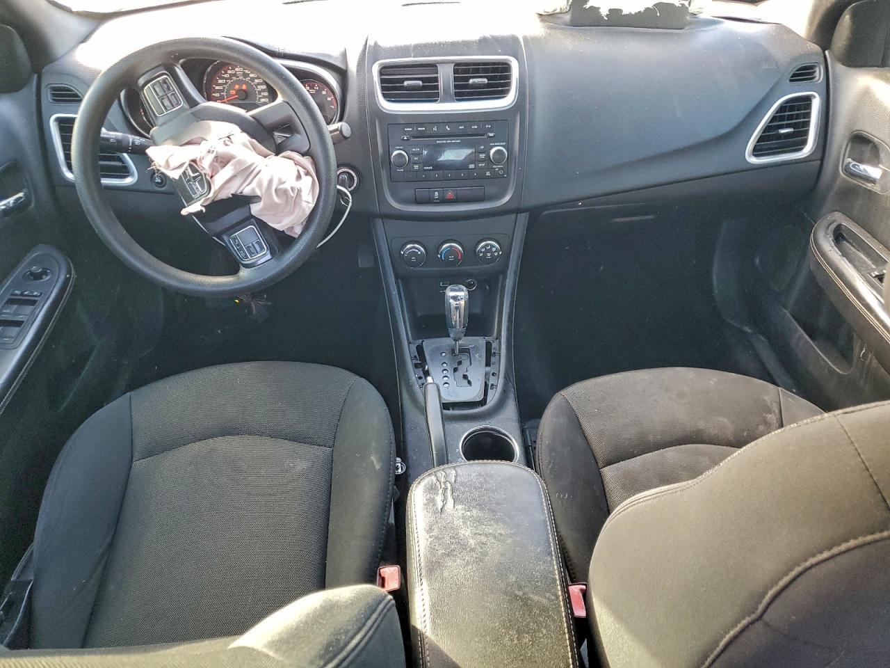 2013 DODGE Avenger