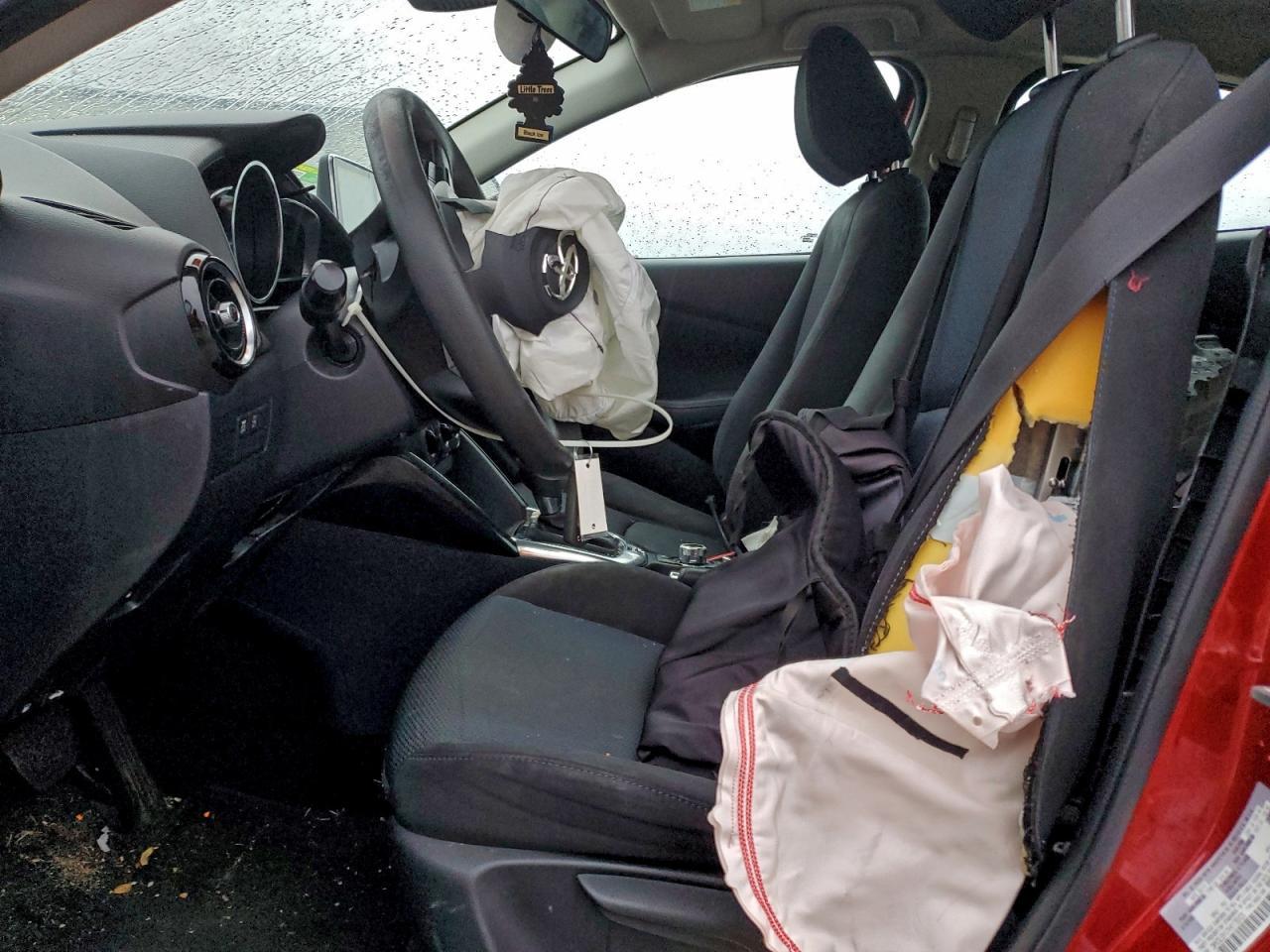 2017 TOYOTA YARIS