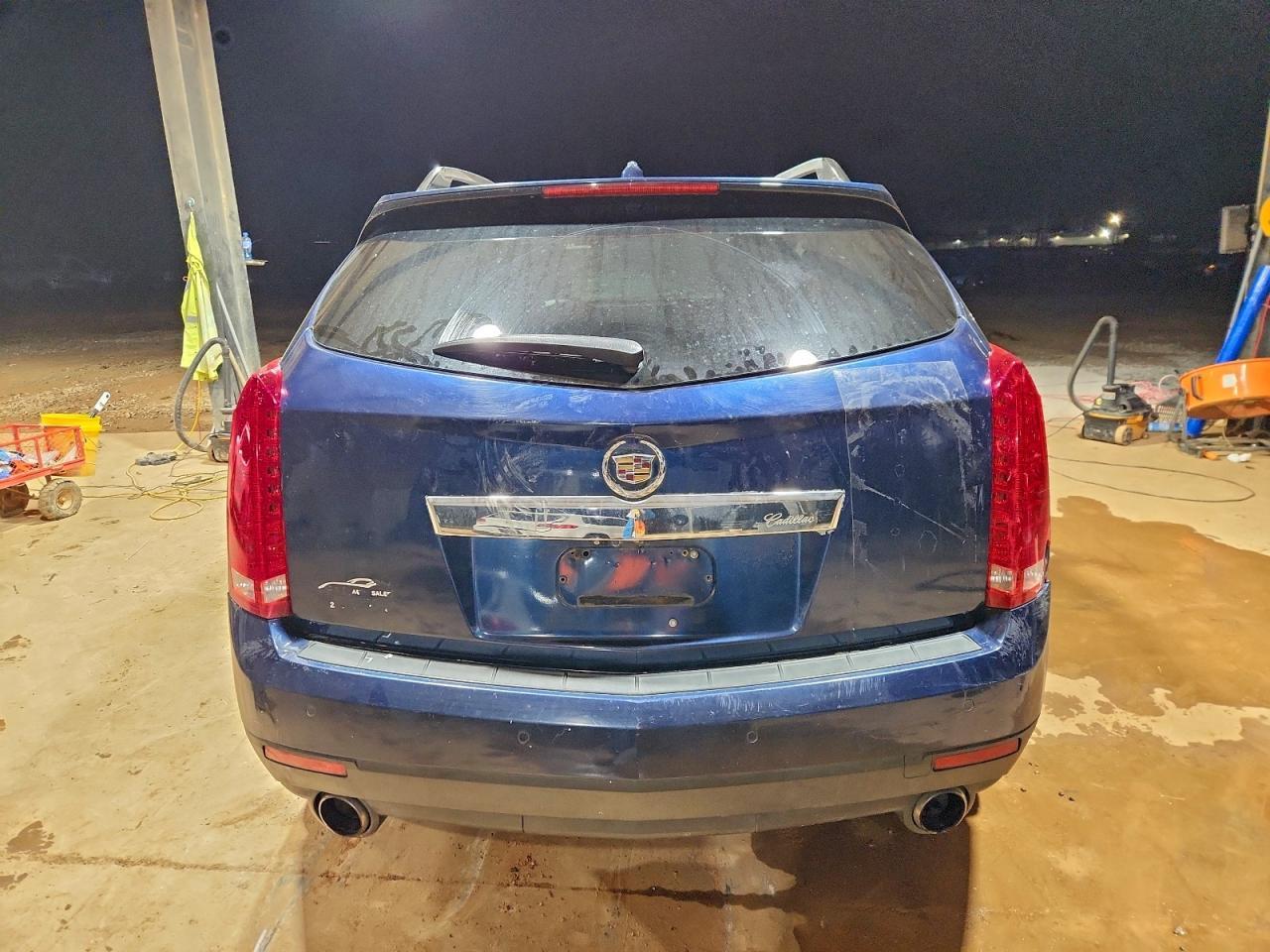 2010 CADILLAC SRX