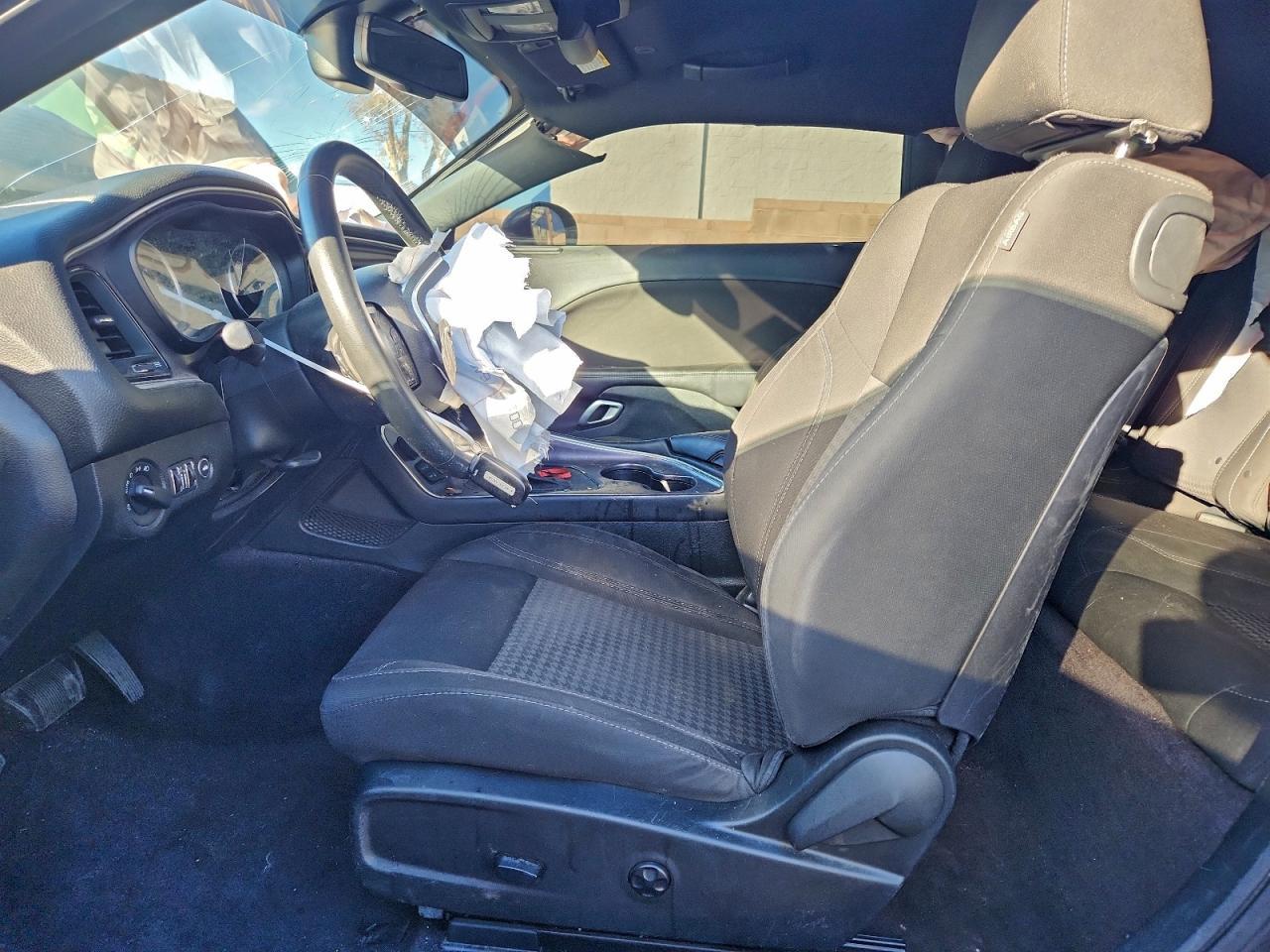 2018 DODGE Challenger