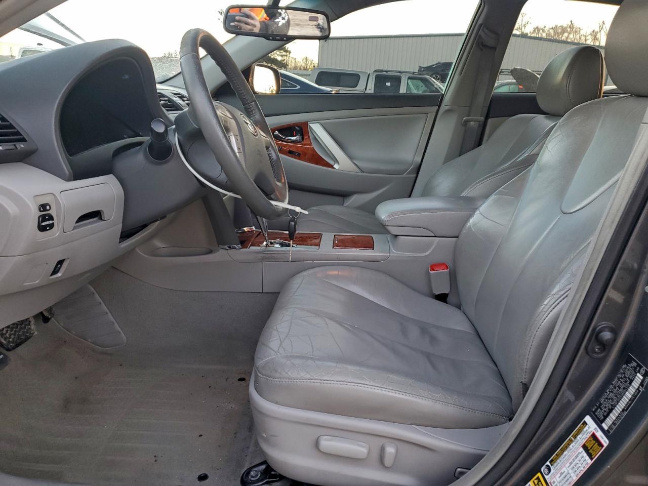2010 TOYOTA CAMRY