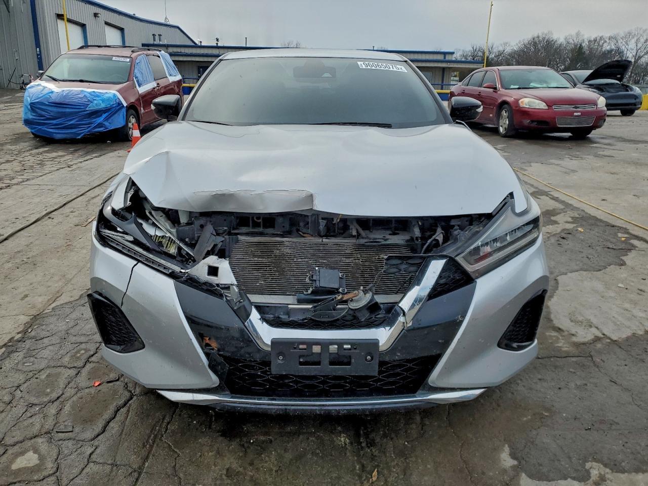 2022 NISSAN Maxima