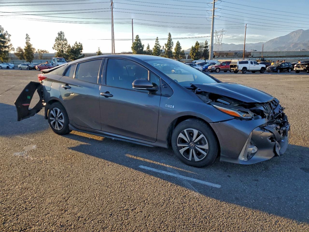2017 TOYOTA Prius Prime