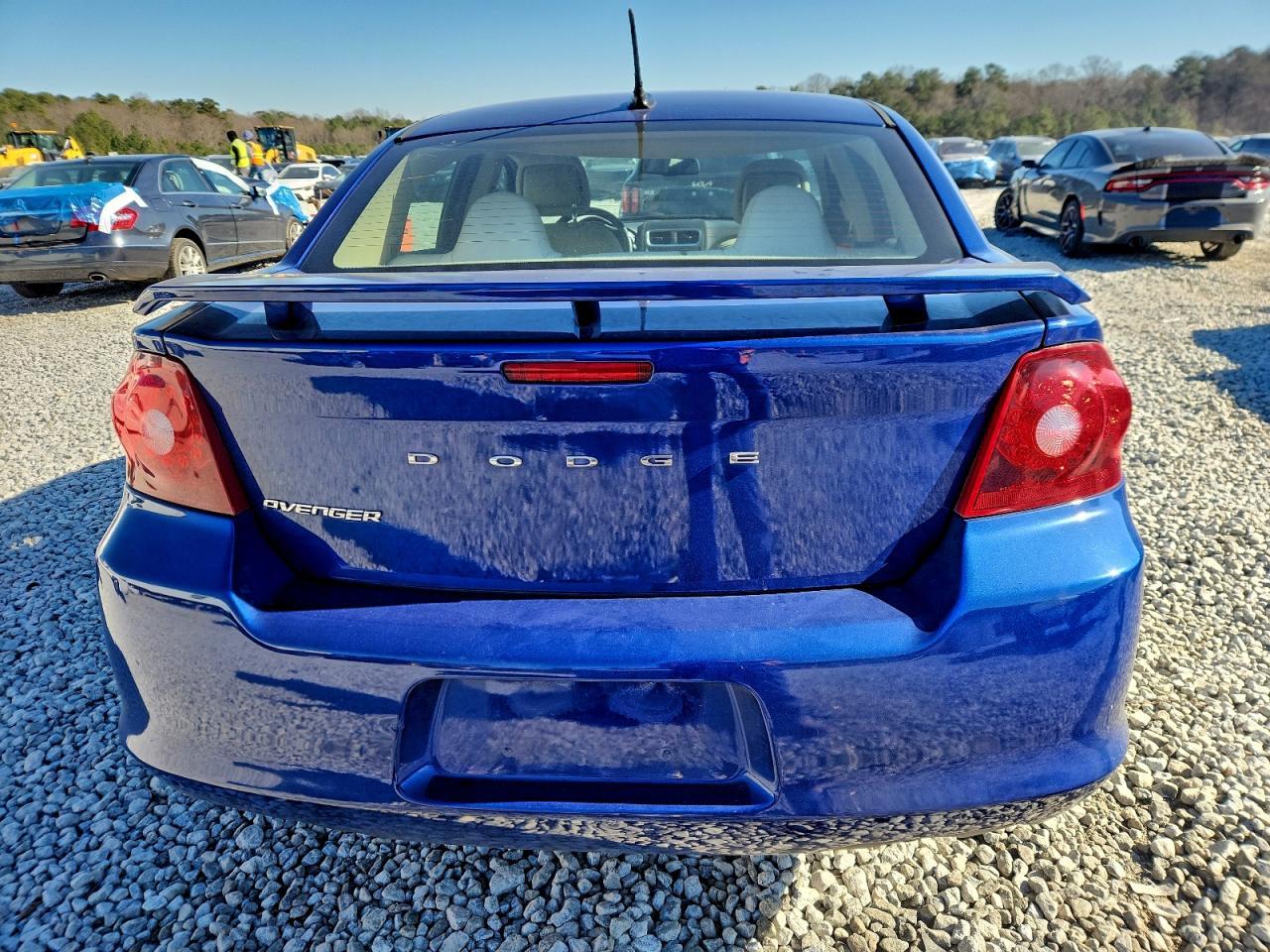 2012 DODGE Avenger