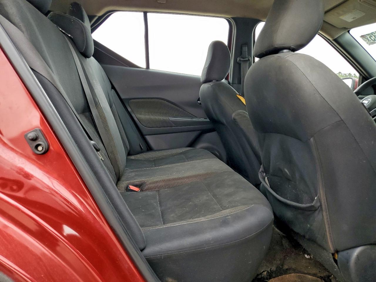 2020 NISSAN KICKS
