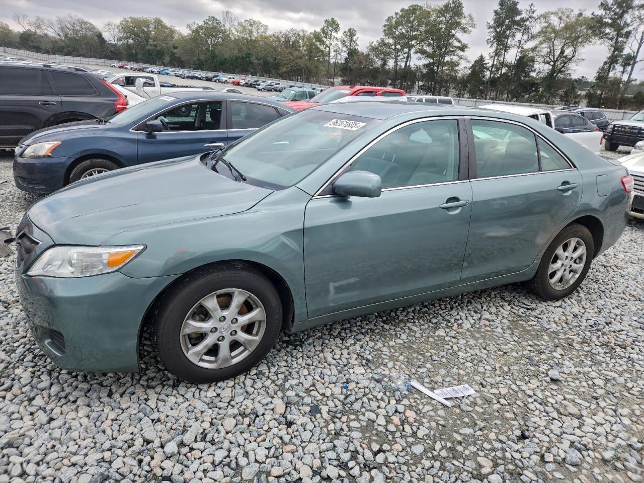 2011 TOYOTA CAMRY