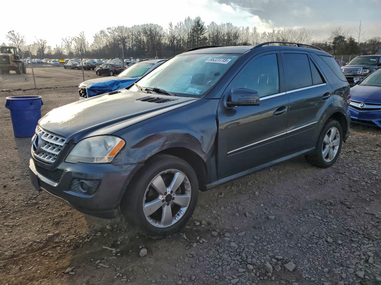 2011 MERCEDES-BENZ ML-Class