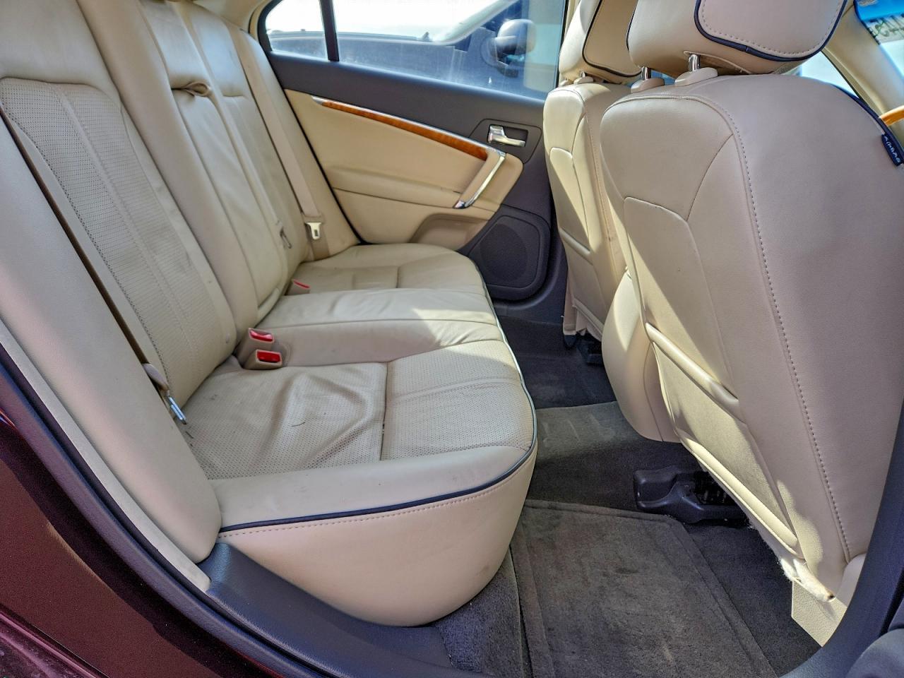 2011 LINCOLN MKZ