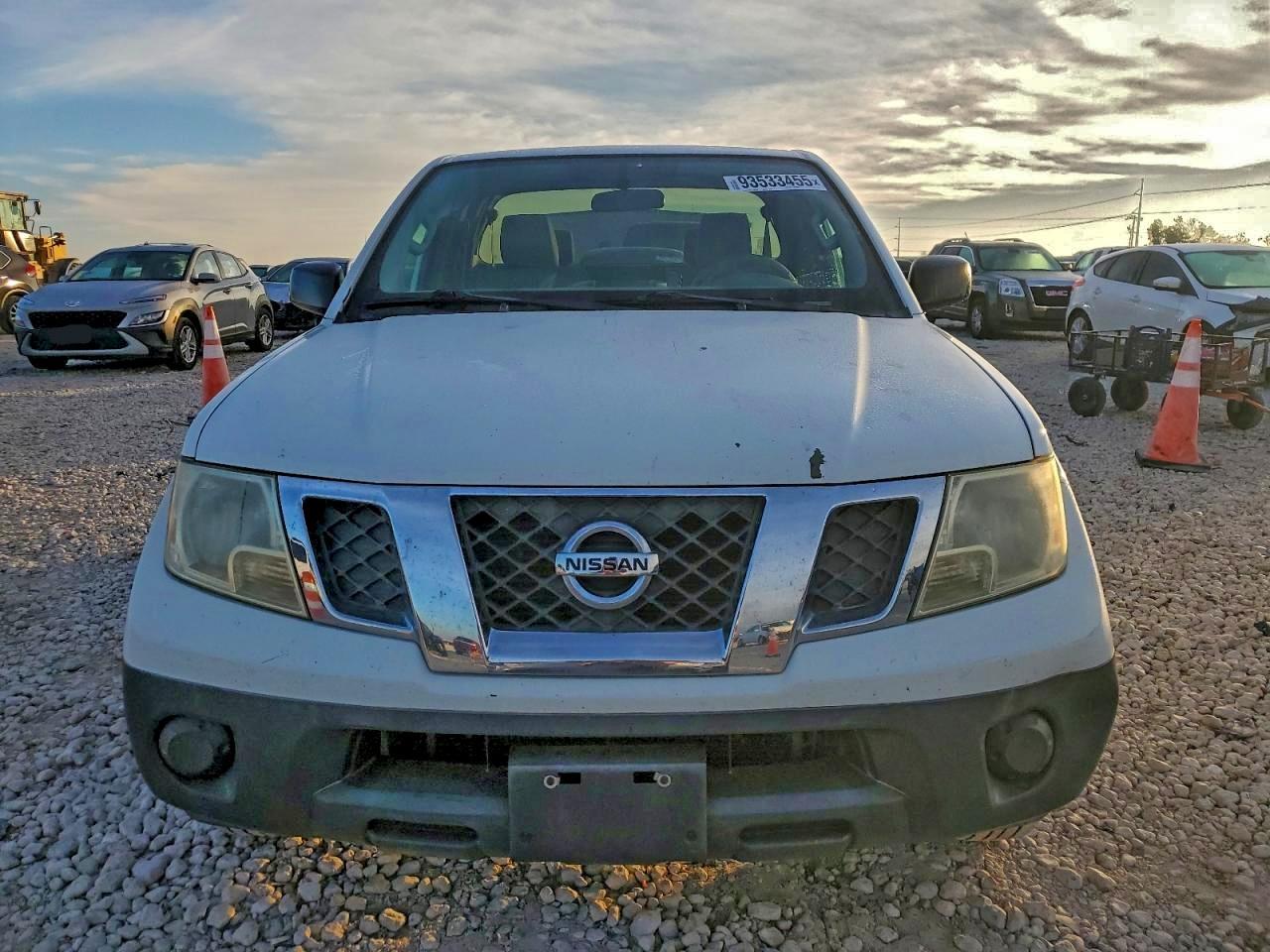 2015 NISSAN Frontier