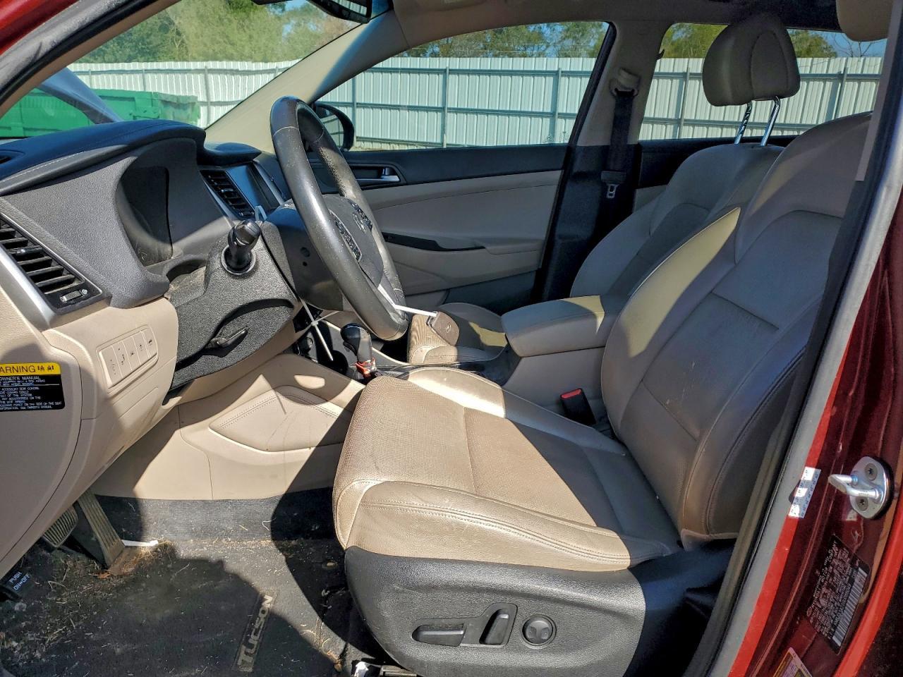 2016 HYUNDAI TUCSON