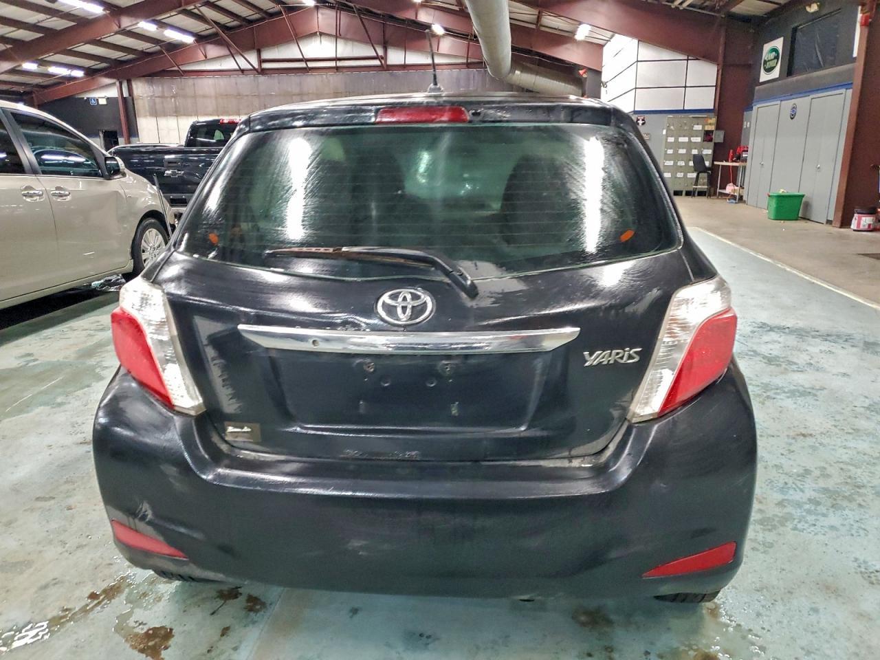 2012 TOYOTA YARIS