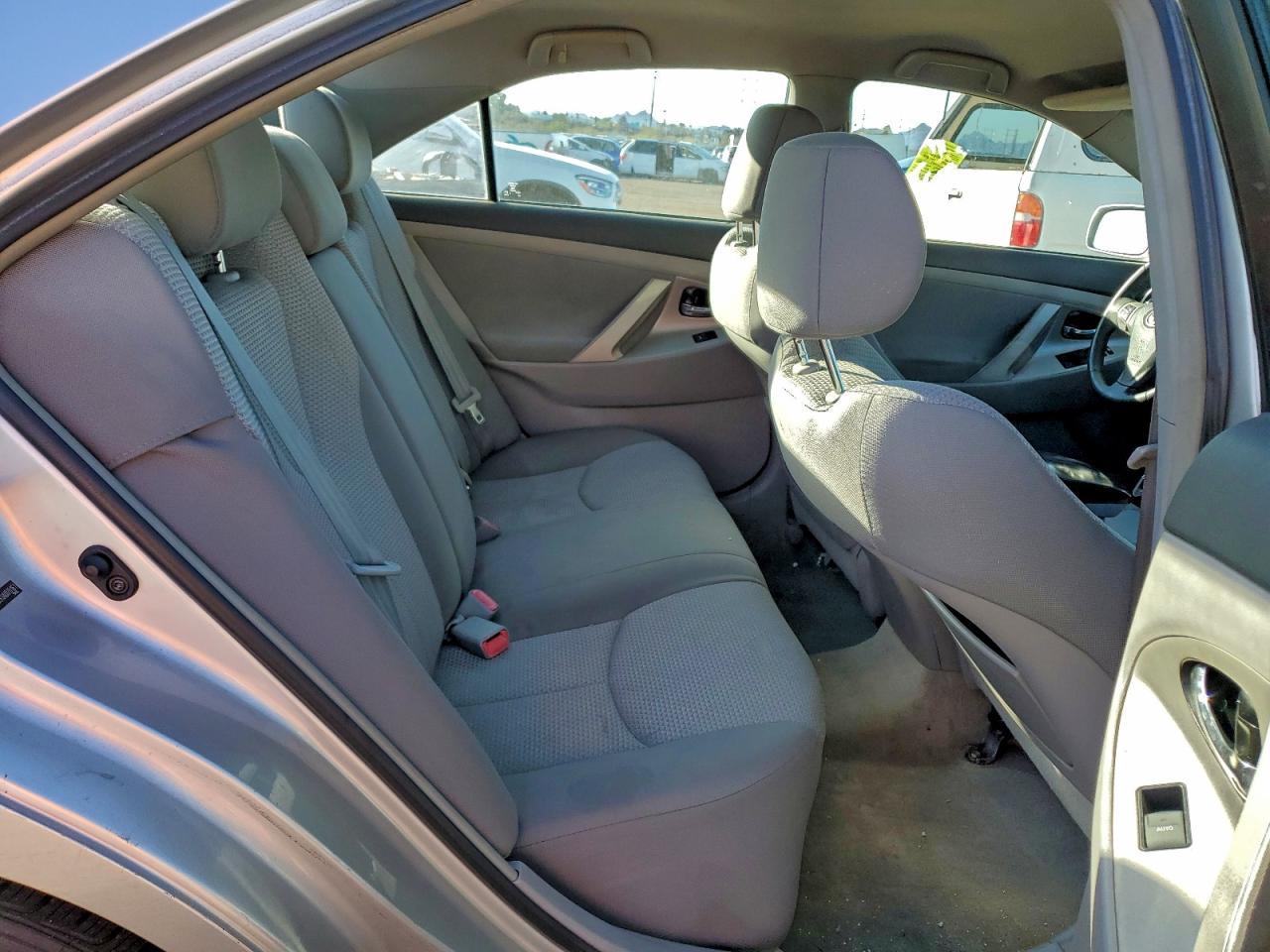 2010 TOYOTA CAMRY