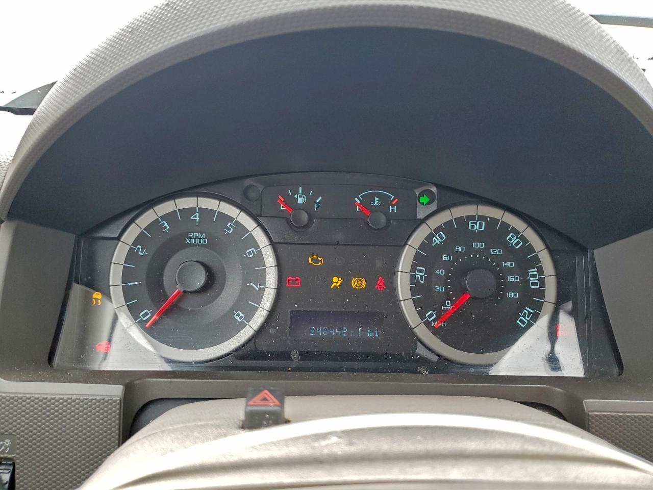 2010 FORD ESCAPE