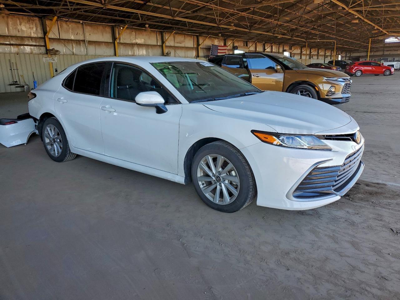 2024 TOYOTA CAMRY