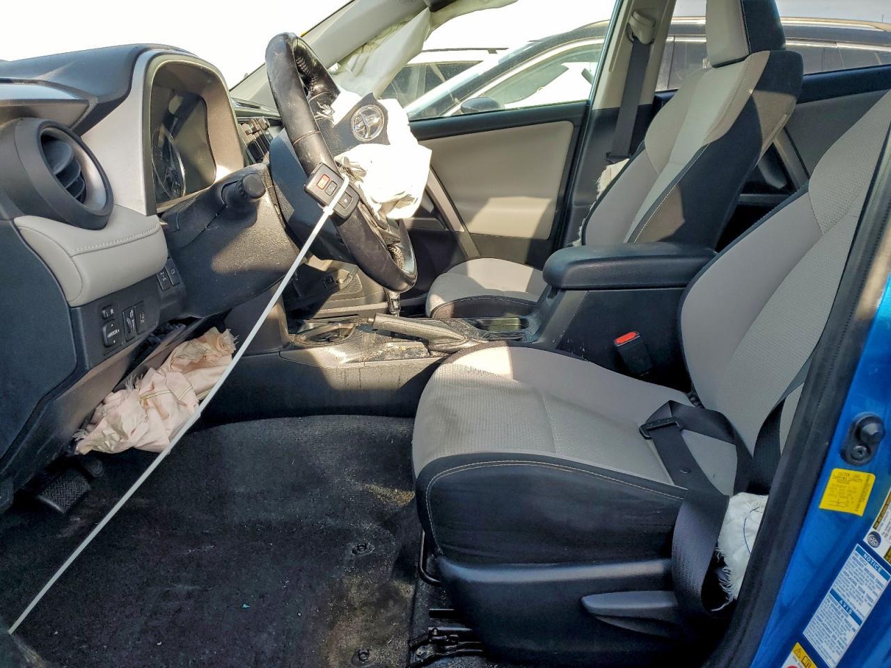 2016 TOYOTA RAV4