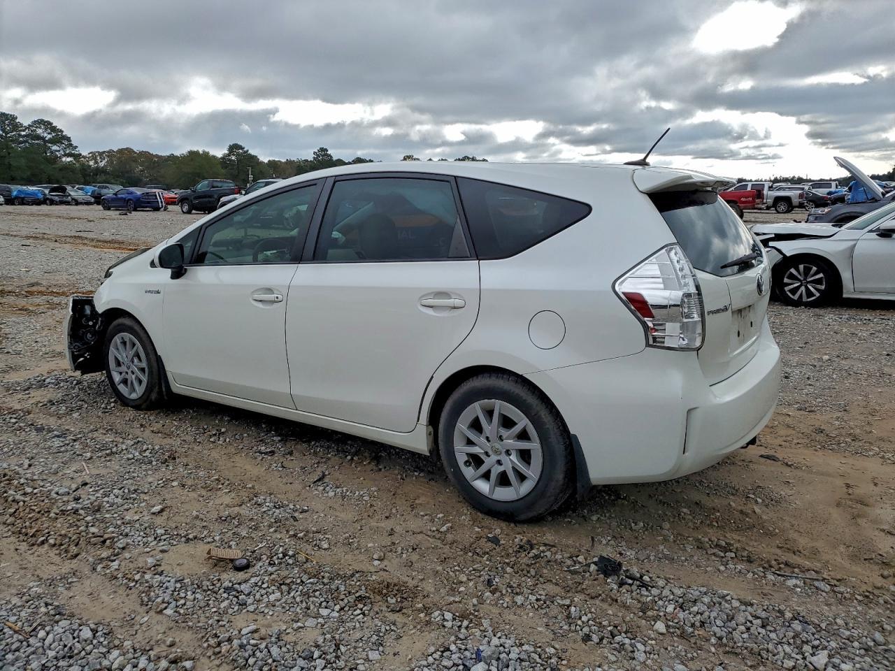 2012 TOYOTA PRIUS V