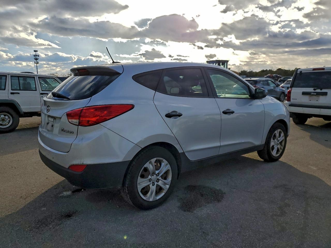 2013 HYUNDAI TUCSON