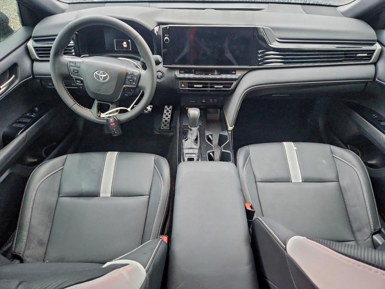 2025 TOYOTA CAMRY