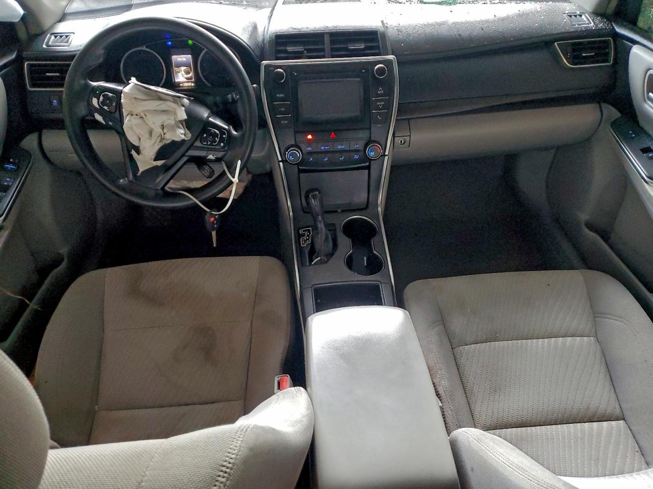 2017 TOYOTA CAMRY