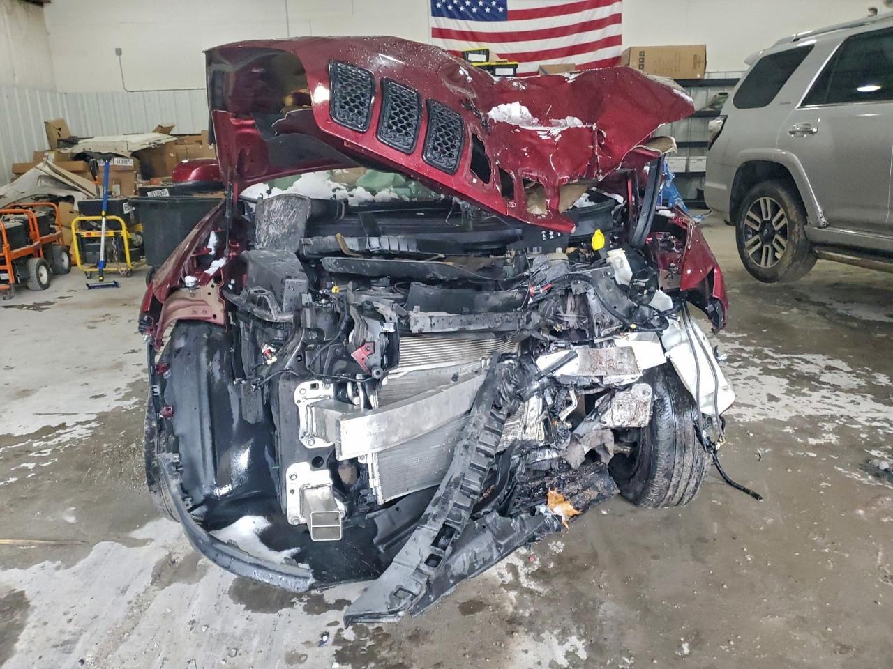 2020 JEEP CHEROKEE