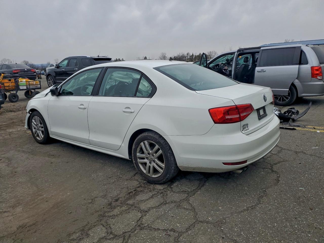 2015 VOLKSWAGEN JETTA