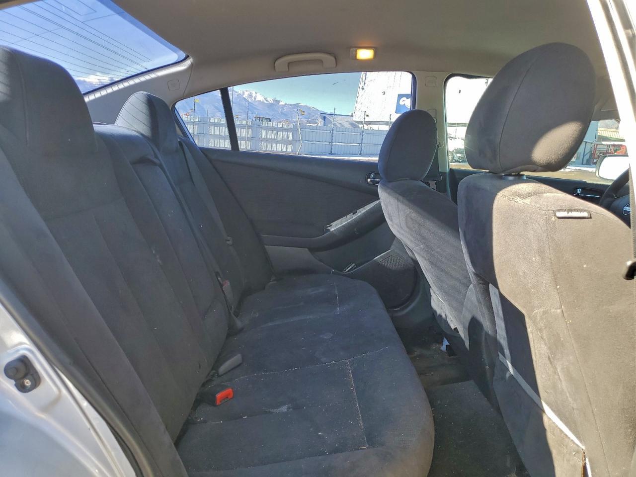 2012 NISSAN ALTIMA