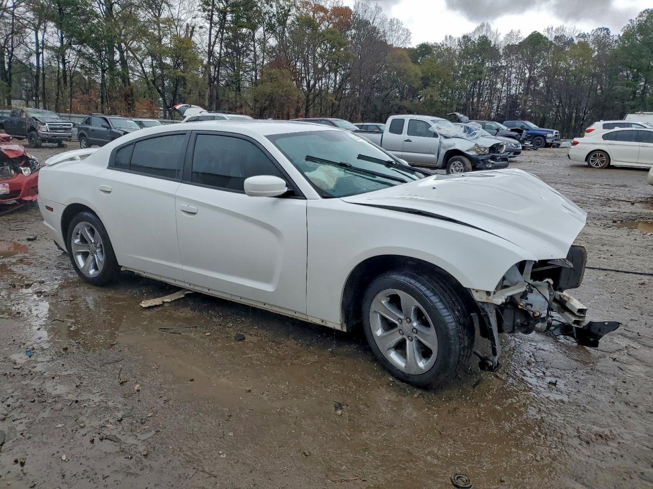 2013 DODGE CHARGER