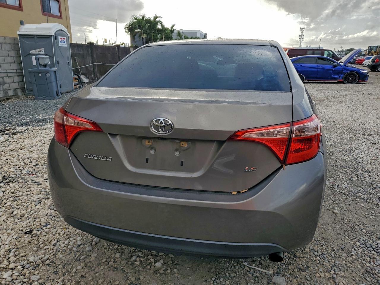 2017 TOYOTA COROLLA