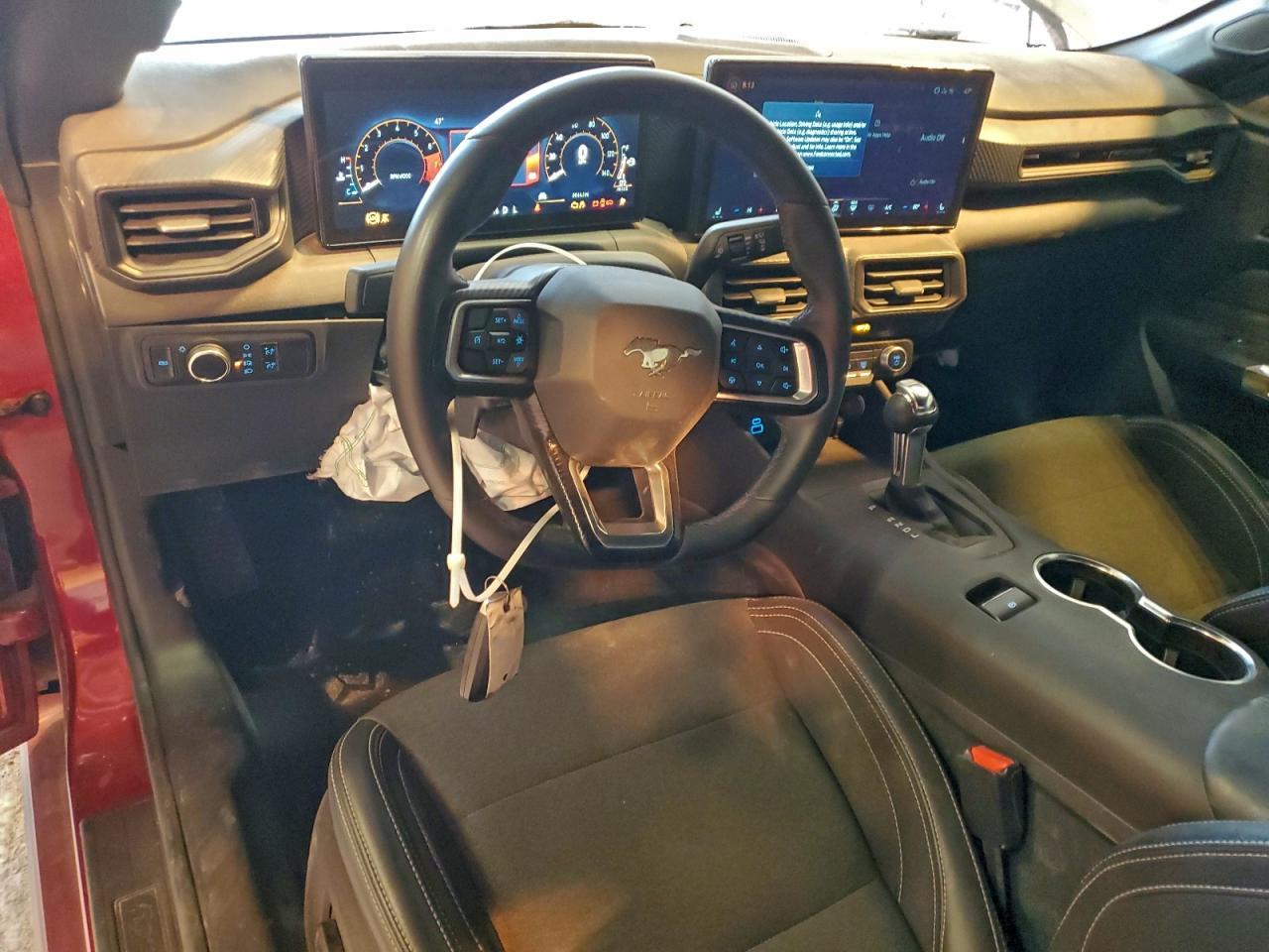 2025 FORD MUSTANG